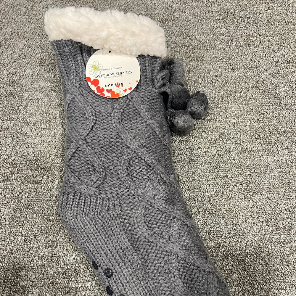 Sherpa lined, cable sweater knit slippers. OS, 10".